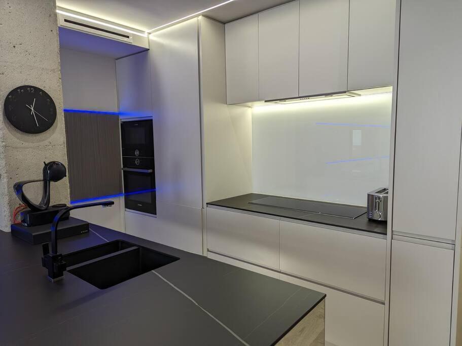 Murcia Luxury Plaza De Las Flores Apartment מראה חיצוני תמונה